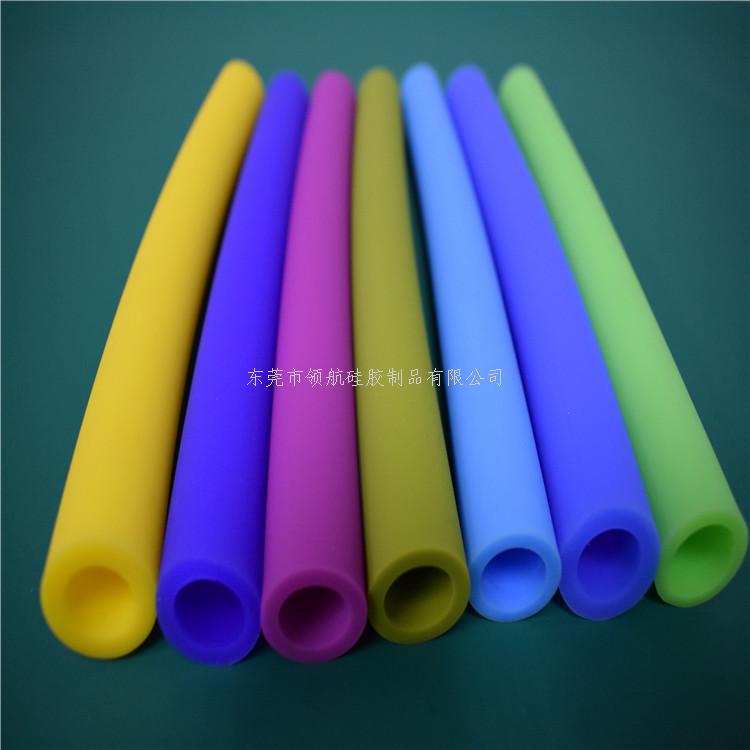 雾面磨砂喷油硅胶管